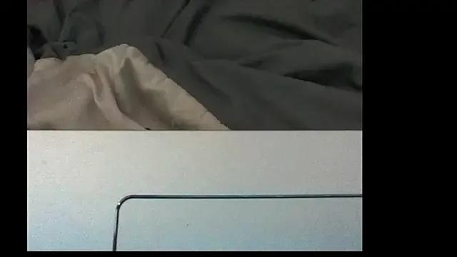 SillyRabbitz from StripChat
