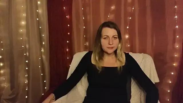 silvaraNoir from StripChat is Freechat