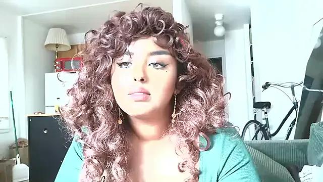 SiminFox from StripChat