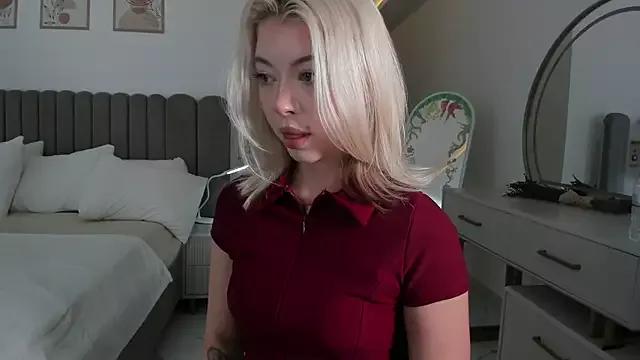 Try our streaming cams variety and talk on a personal level with our adorable girls streamers, showing off their bountiful shapes and dildos.