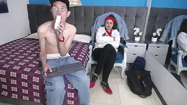 SimonAndJocelyn from StripChat is Freechat