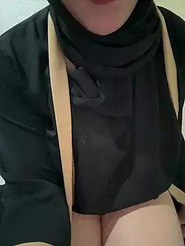 Sindrila_ from StripChat is Freechat