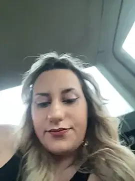 SinfulLovers33 from StripChat is Freechat