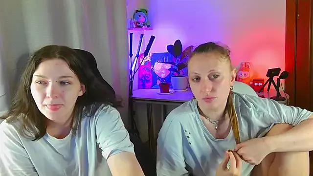 sirena_x_baby from StripChat is Freechat