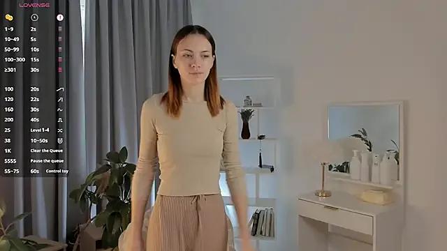 SirenaOstrem from StripChat is Freechat
