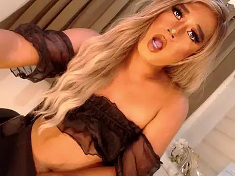 SissifyMeNow from StripChat