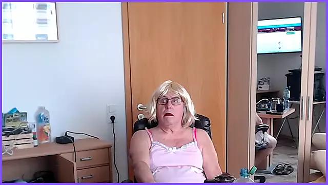 Sissygera from StripChat