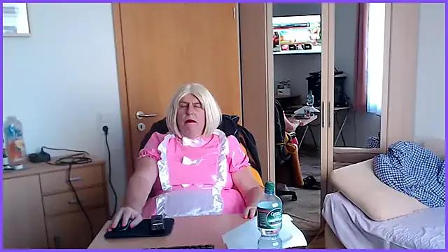 Sissygera from StripChat