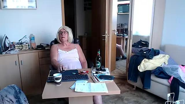 Sissygera from StripChat