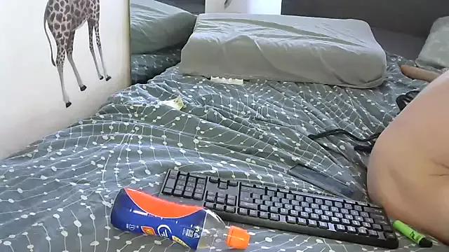 sissyslut22jr from StripChat is Freechat