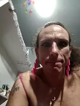sissyvee from StripChat