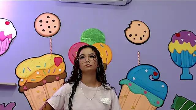 skinnykatty18 from StripChat is Freechat
