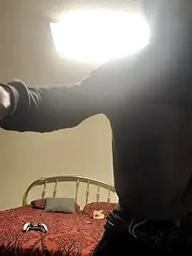 SkinnymanwithBbc from StripChat is Freechat