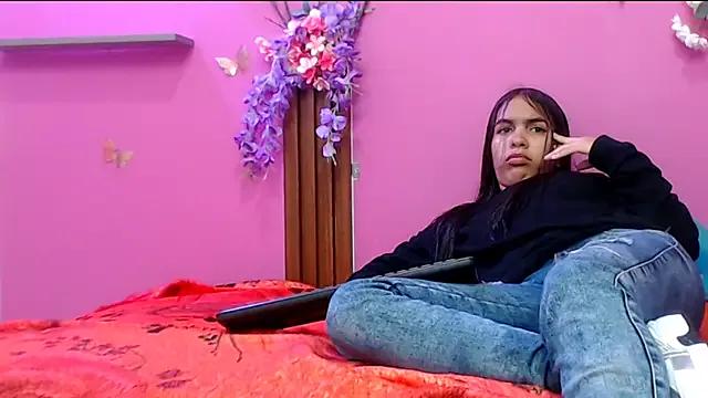 skinnysofia18 from StripChat is Freechat