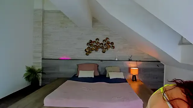 skinnystar_ from StripChat is Freechat