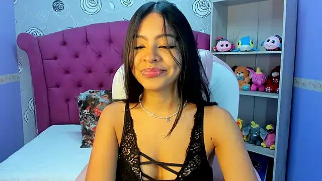 Sky_winter from StripChat is Freechat