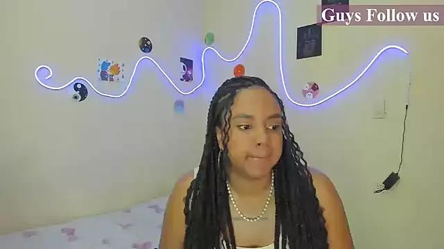 SkyandIsland from StripChat is Freechat