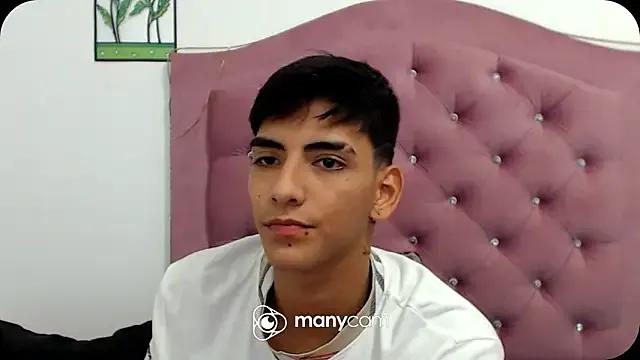 SkyAndSeth from StripChat is Freechat