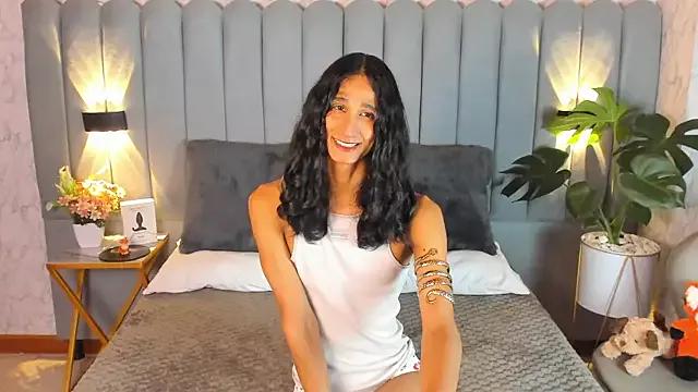 skyyfoxpraga from StripChat