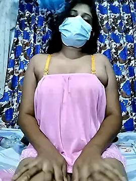 SLsaara from StripChat