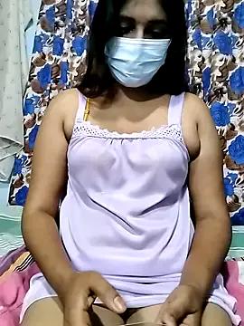 SLsaara from StripChat