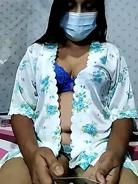 SLsaara from StripChat