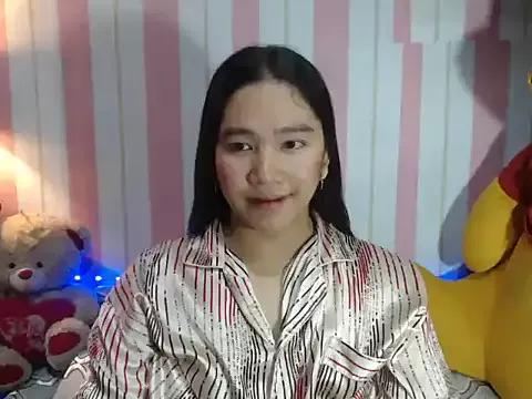 slut_clio from StripChat is Freechat