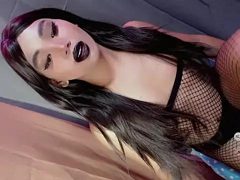 slutty_piinkie from StripChat is Freechat