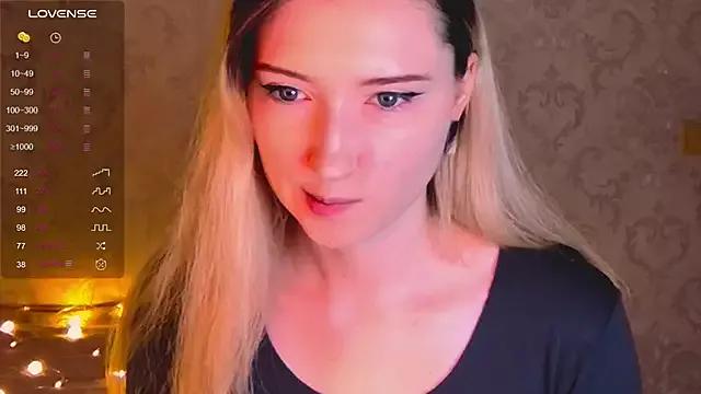 Smoothbaby from StripChat