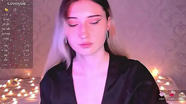 Smoothbaby from StripChat