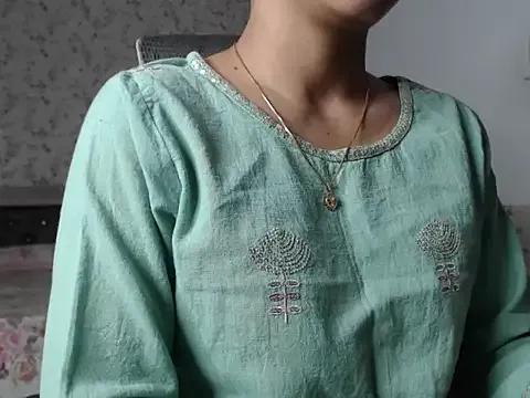snow_white123 from StripChat is Freechat