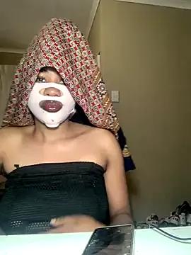 snowwhittie from StripChat is Freechat