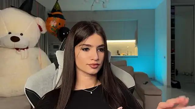 SofI-Play from StripChat is Freechat