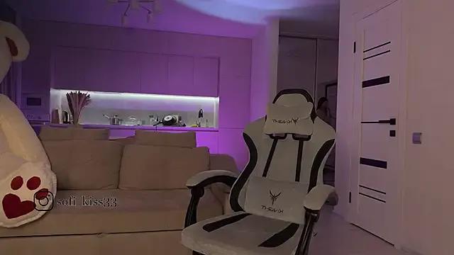 SofI-Play from StripChat is Freechat