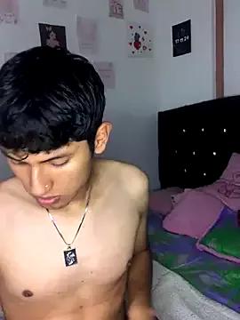 Sofi_and_andrew from StripChat is Freechat