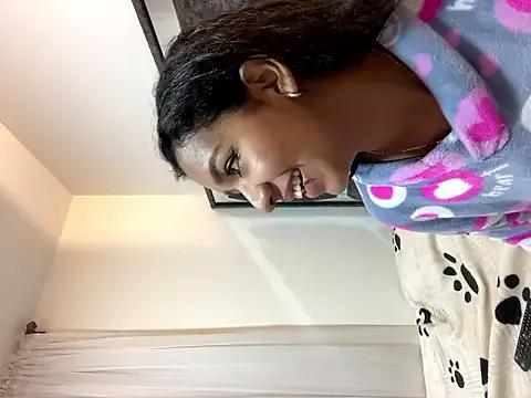 sofi_grisaless from StripChat is Freechat
