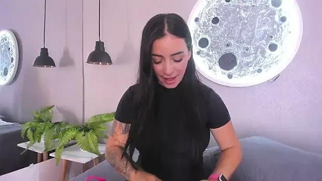 Try our streaming cams variety and talk on a personal level with our adorable girls streamers, showing off their bountiful shapes and dildos.