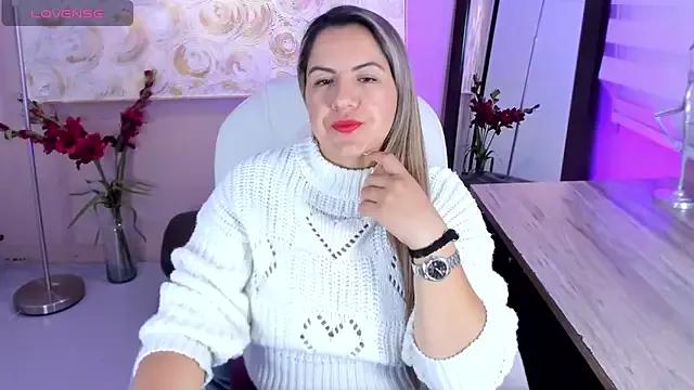 Try our streaming cams variety and talk on a personal level with our adorable girls streamers, showing off their bountiful shapes and dildos.