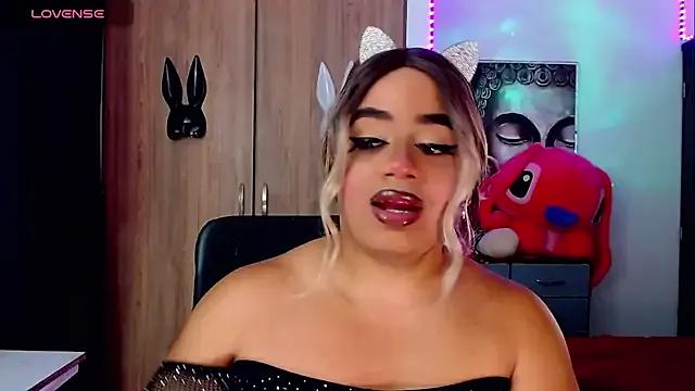 Try our streaming cams variety and talk on a personal level with our adorable girls streamers, showing off their bountiful shapes and dildos.