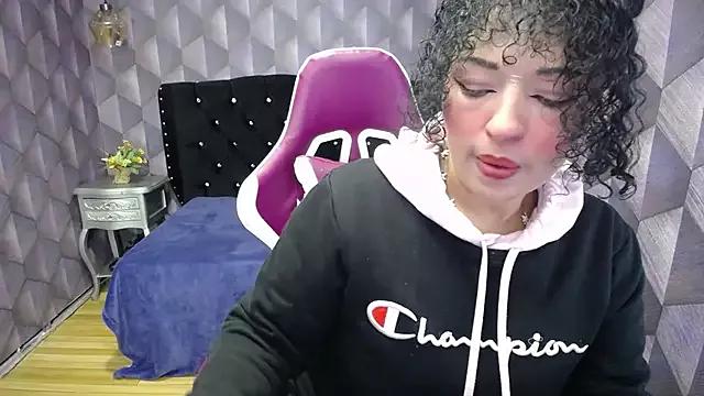 Try our streaming cams variety and talk on a personal level with our adorable girls streamers, showing off their bountiful shapes and dildos.