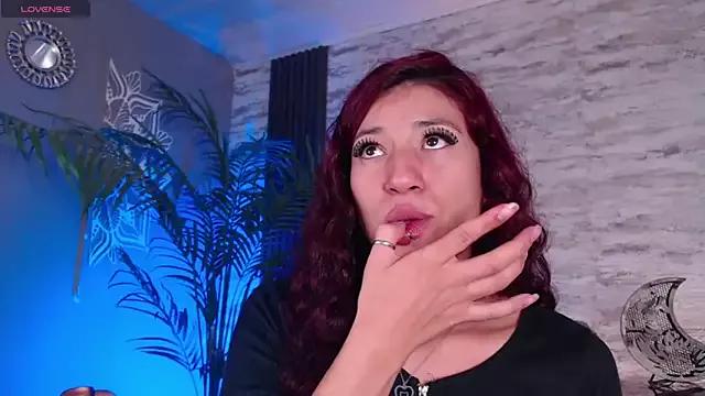 SofiaGomez420 from StripChat