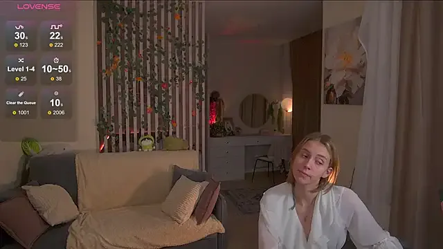 sofiapurex from StripChat is Freechat