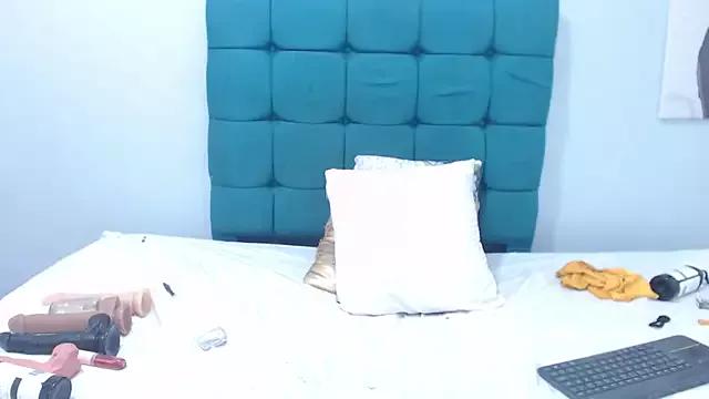 SofiaSexy_ from StripChat