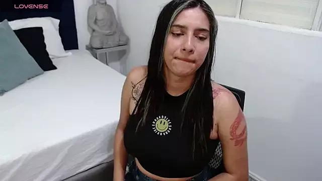 Try our streaming cams variety and talk on a personal level with our adorable girls streamers, showing off their bountiful shapes and dildos.