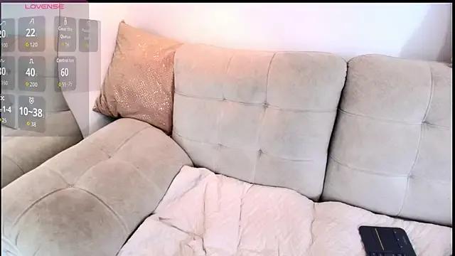 Try our streaming cams variety and talk on a personal level with our adorable girls streamers, showing off their bountiful shapes and dildos.