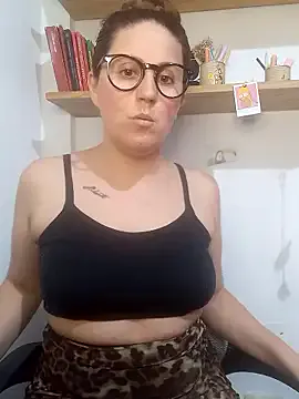 SofiEsteves from StripChat