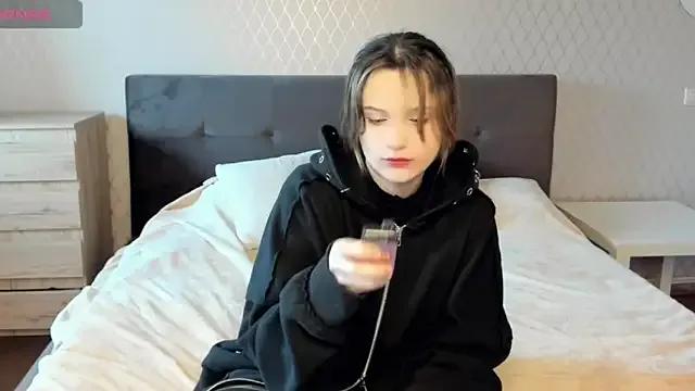 SofiMuse from StripChat is Freechat