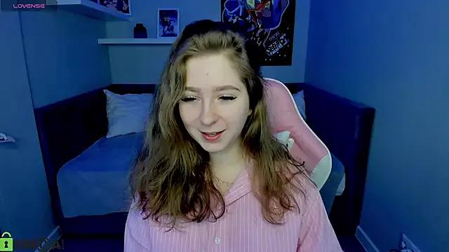 Try our streaming cams variety and talk on a personal level with our adorable girls streamers, showing off their bountiful shapes and dildos.