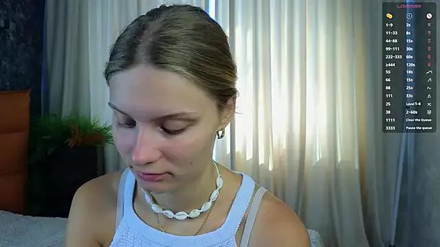 Try our streaming cams variety and talk on a personal level with our adorable girls streamers, showing off their bountiful shapes and dildos.