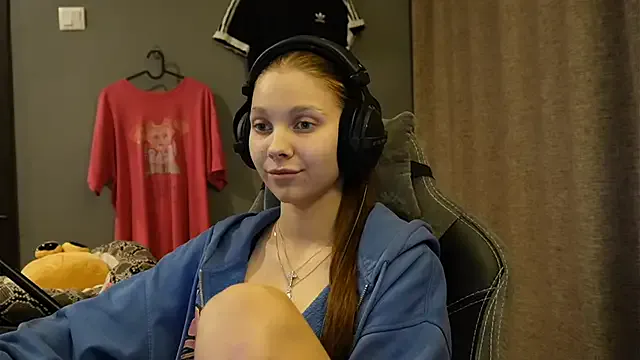 Softixq from StripChat is Freechat